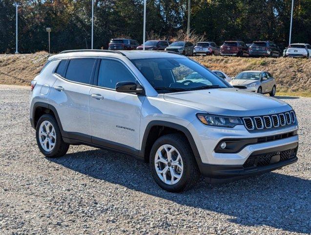 new 2025 Jeep Compass car, priced at $27,860