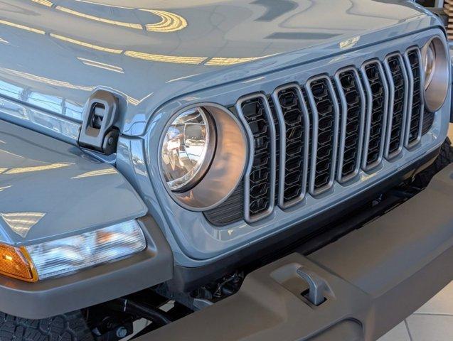 new 2025 Jeep Gladiator car, priced at $43,235