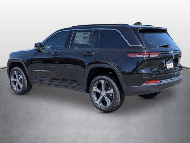 new 2024 Jeep Grand Cherokee car, priced at $43,995