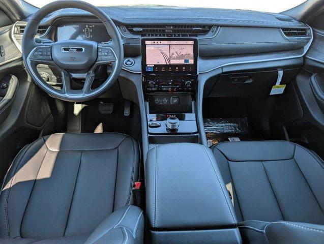 new 2025 Jeep Grand Cherokee L car, priced at $44,295