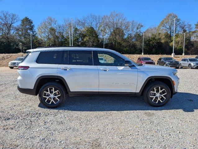 new 2025 Jeep Grand Cherokee L car, priced at $44,295