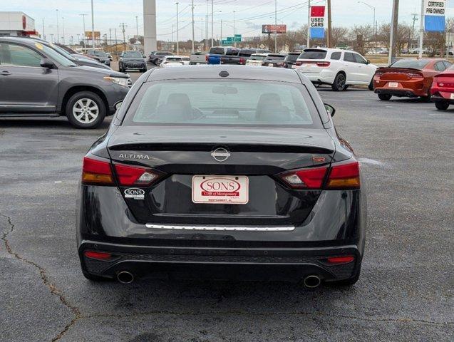 used 2023 Nissan Altima car, priced at $25,999