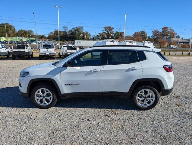 new 2025 Jeep Compass car, priced at $26,015