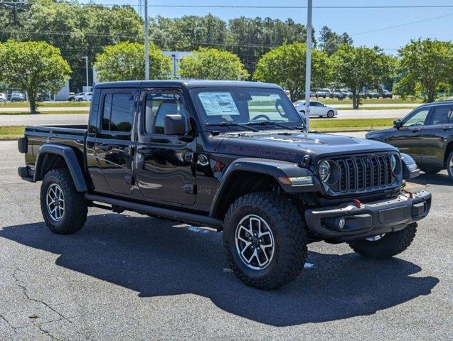 new 2024 Jeep Gladiator car, priced at $56,001