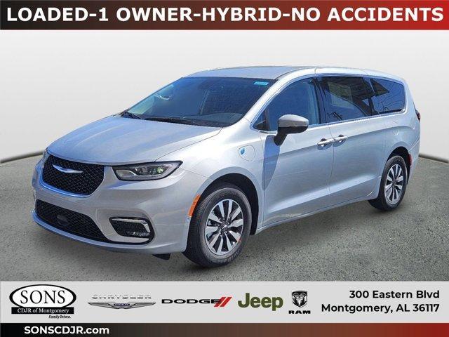 used 2023 Chrysler Pacifica Hybrid car, priced at $34,995