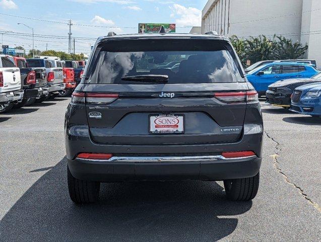 new 2023 Jeep Grand Cherokee car, priced at $37,995