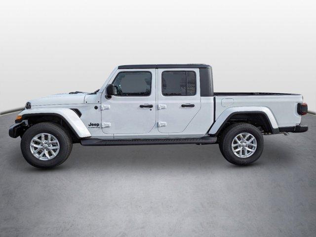 new 2023 Jeep Gladiator car, priced at $40,495