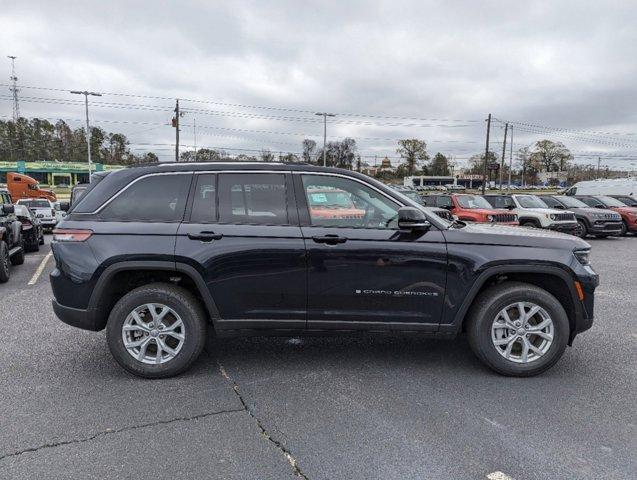 new 2023 Jeep Grand Cherokee car, priced at $41,995