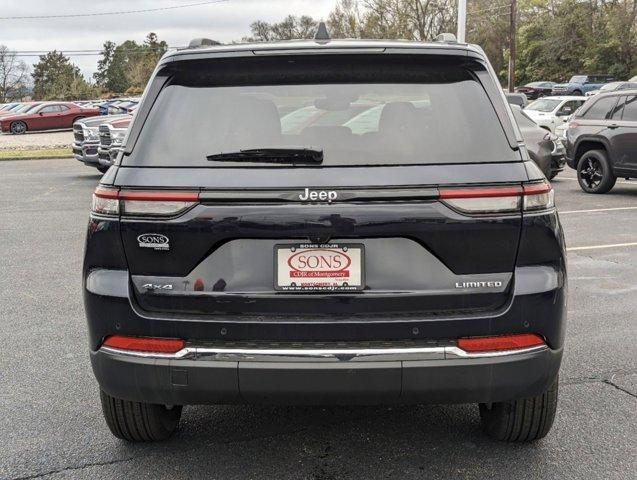 new 2023 Jeep Grand Cherokee car, priced at $41,995