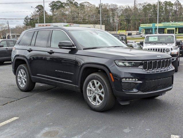 new 2023 Jeep Grand Cherokee car, priced at $41,995