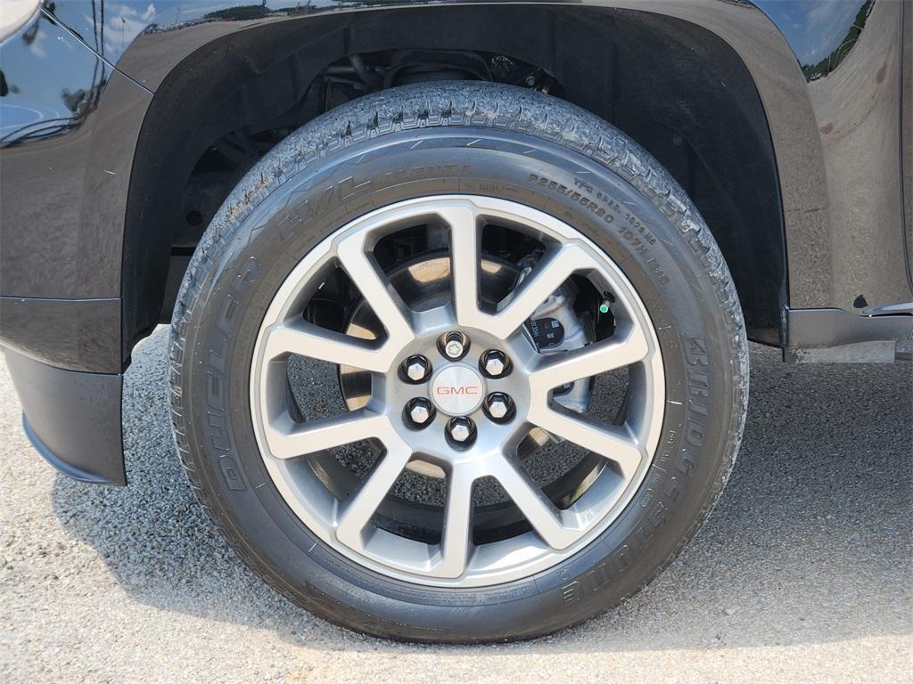 used 2021 GMC Canyon car, priced at $33,388