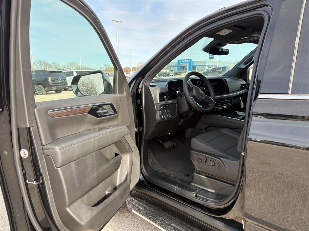 new 2025 Chevrolet Tahoe car, priced at $63,869