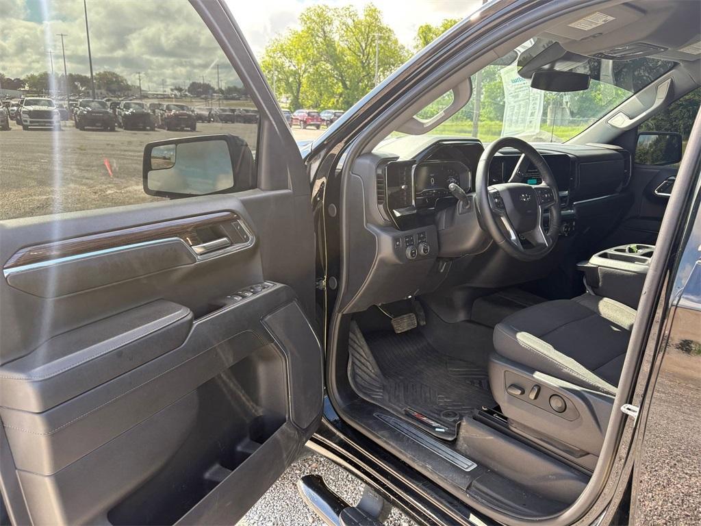 used 2024 Chevrolet Silverado 1500 car, priced at $48,986
