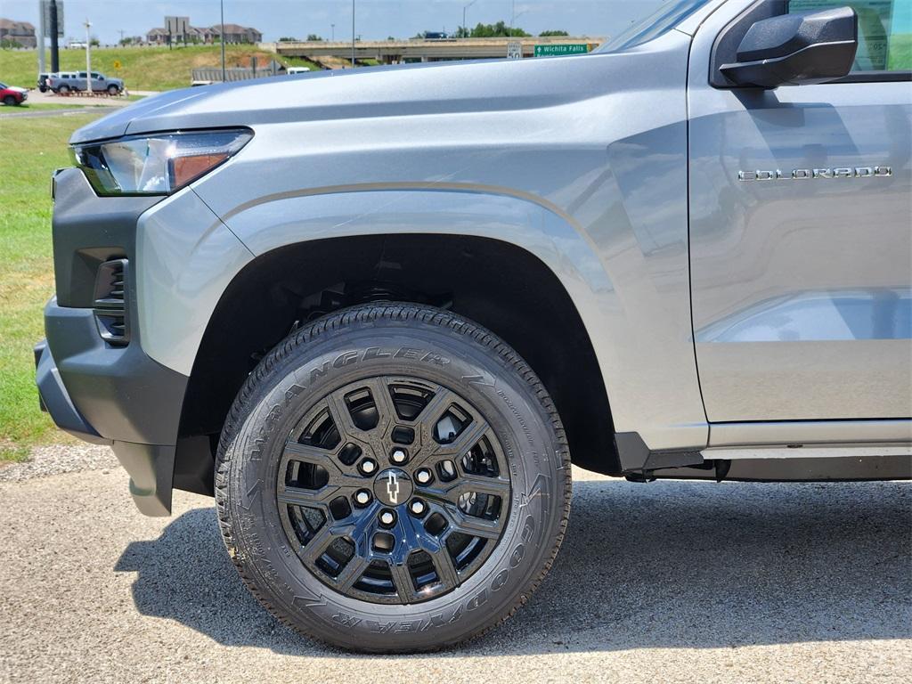 new 2025 Chevrolet Colorado car, priced at $35,550