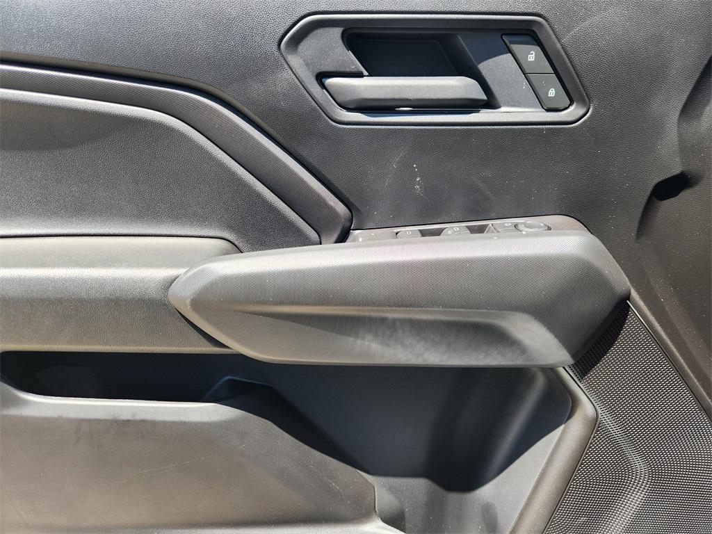 new 2025 Chevrolet Colorado car, priced at $35,550