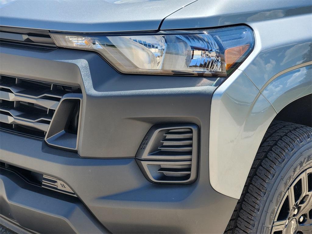 new 2025 Chevrolet Colorado car, priced at $35,550