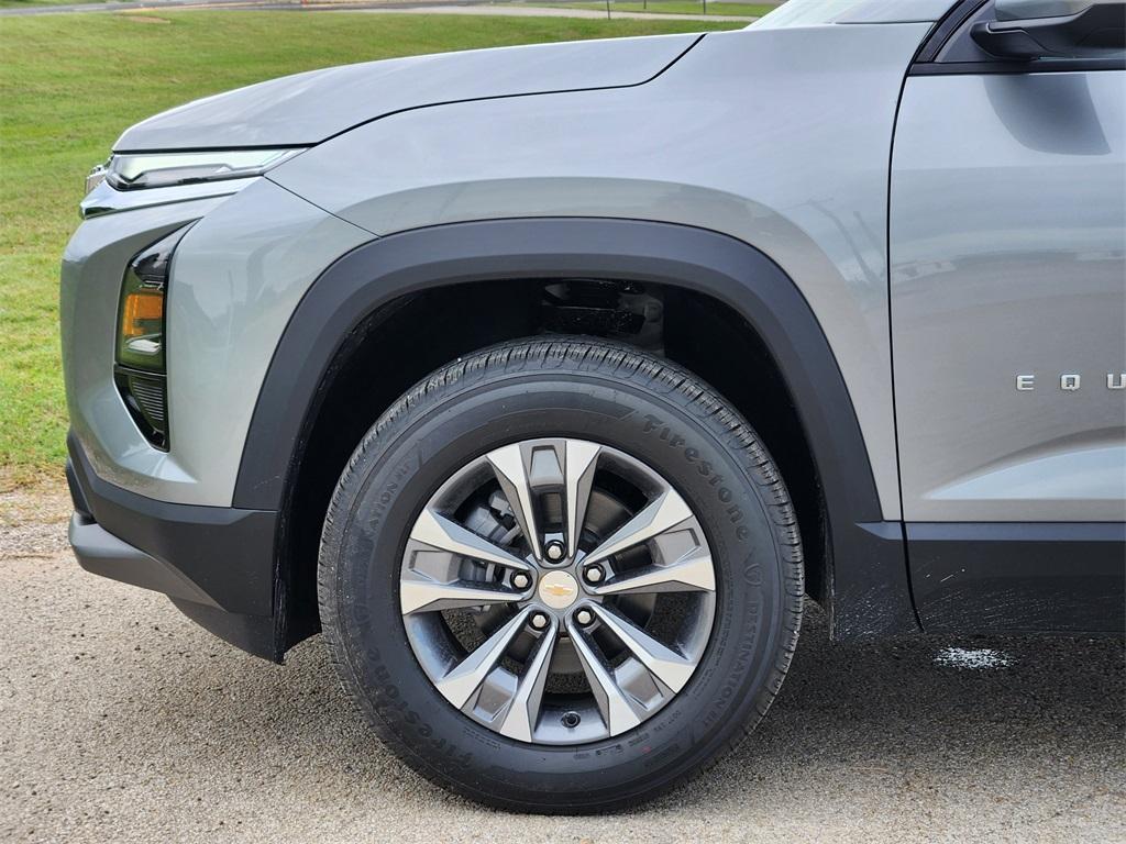 new 2026 Chevrolet Equinox car, priced at $30,320