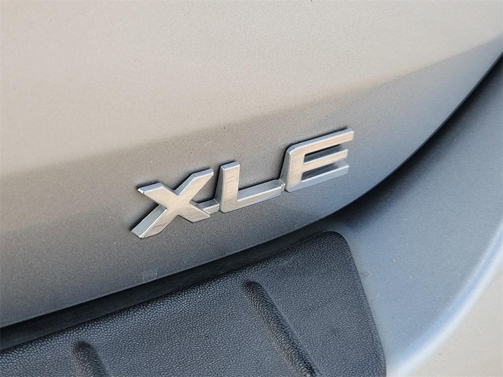 used 2022 Toyota Highlander car, priced at $35,191