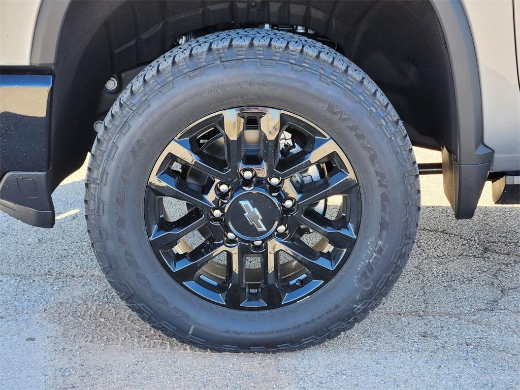 new 2026 Chevrolet Silverado 2500 car, priced at $70,450