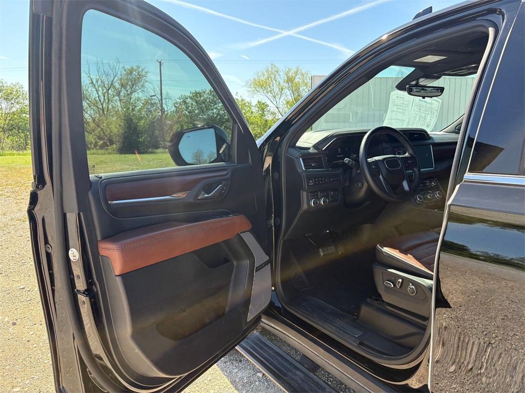 used 2024 GMC Yukon car, priced at $84,178