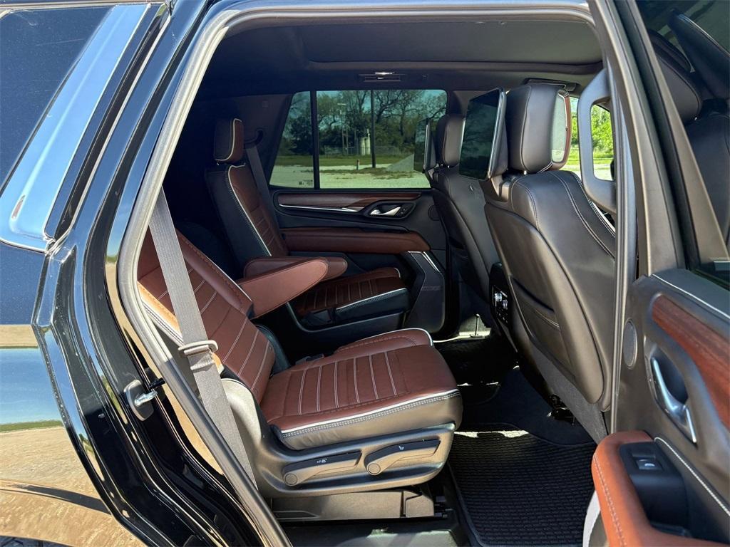 used 2024 GMC Yukon car, priced at $84,178