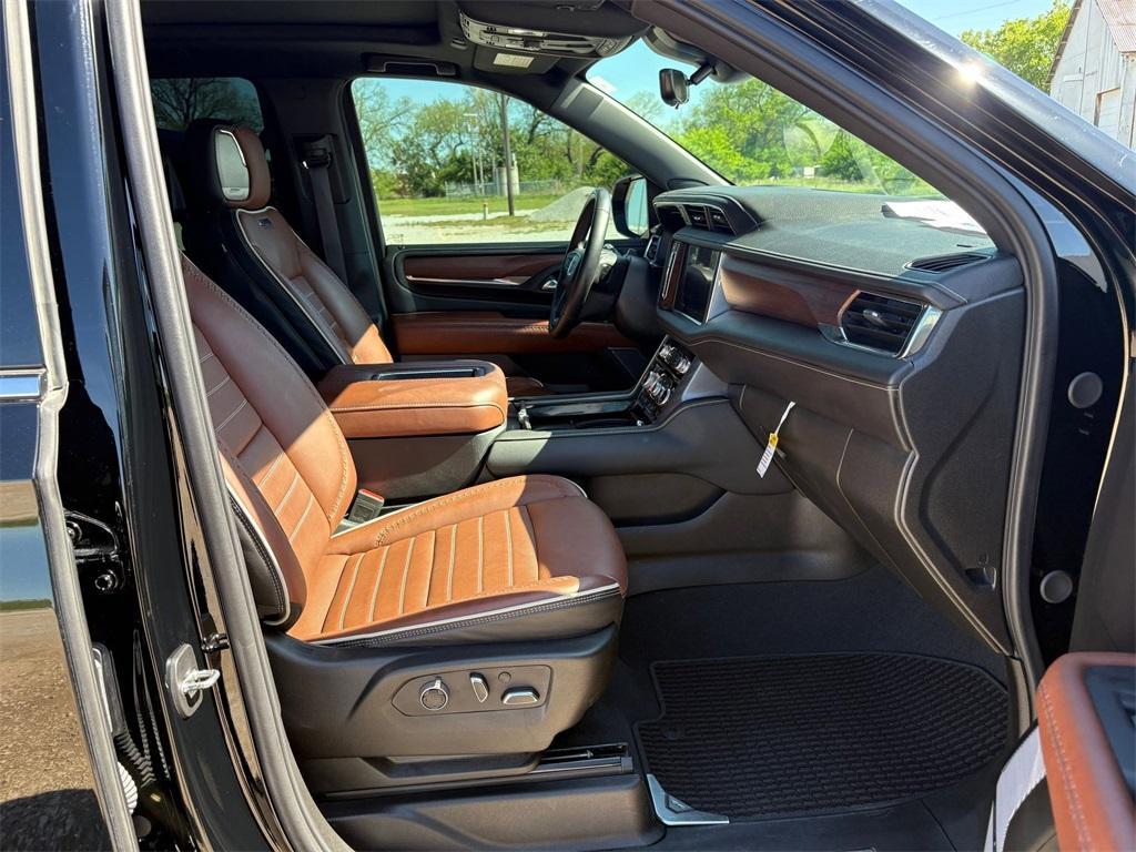 used 2024 GMC Yukon car, priced at $84,178