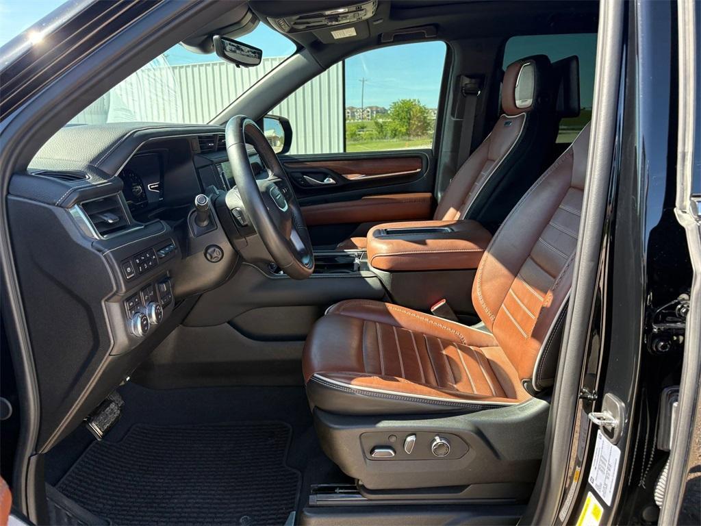 used 2024 GMC Yukon car, priced at $84,178