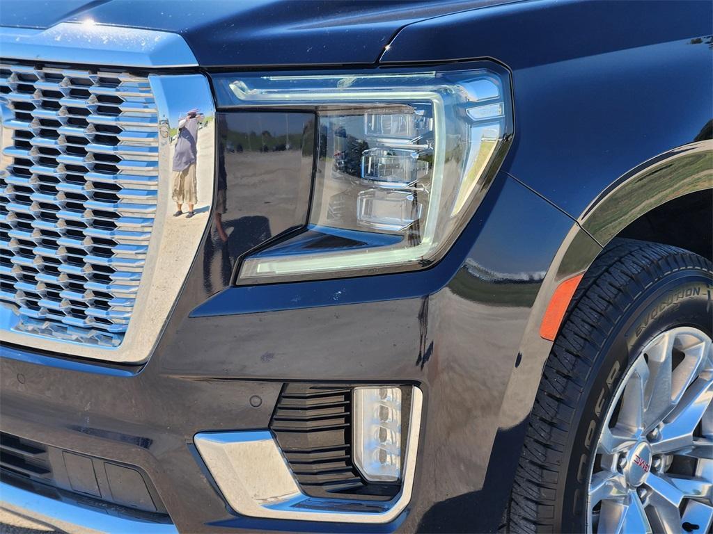 used 2022 GMC Yukon XL car, priced at $36,658