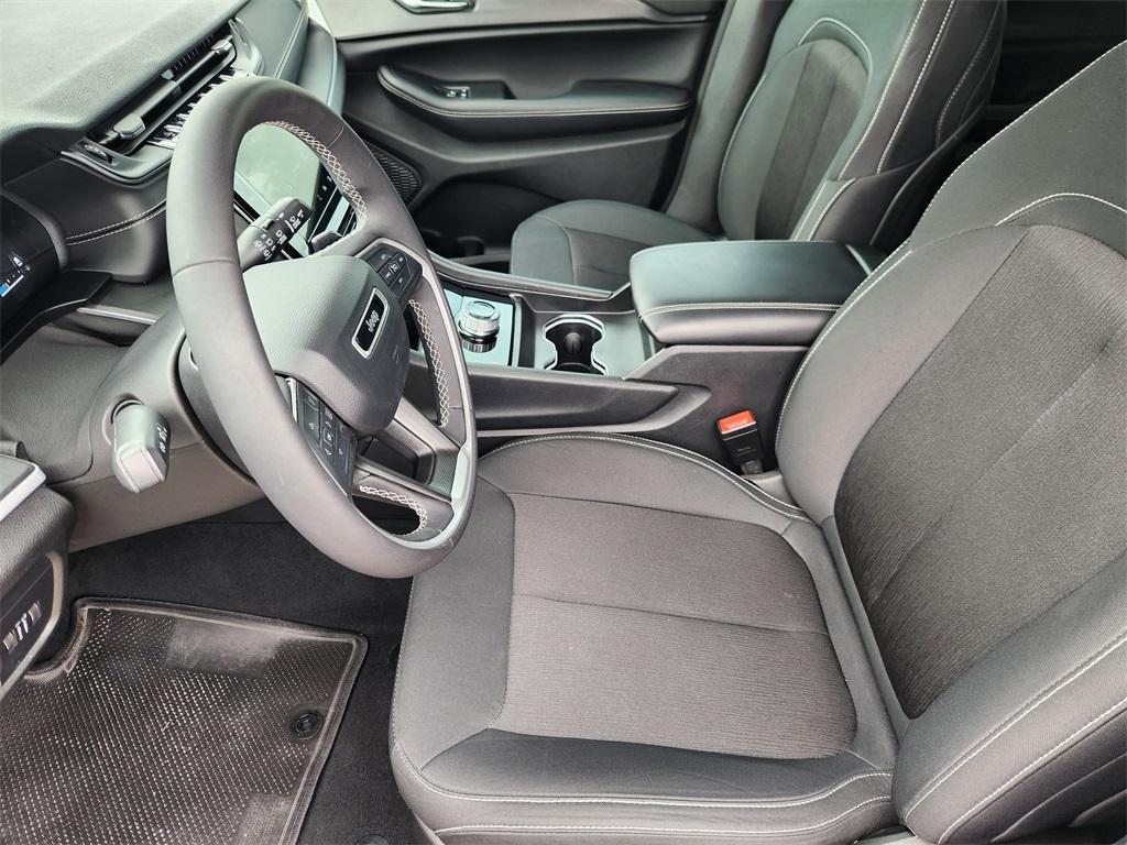 used 2024 Jeep Grand Cherokee L car, priced at $34,443