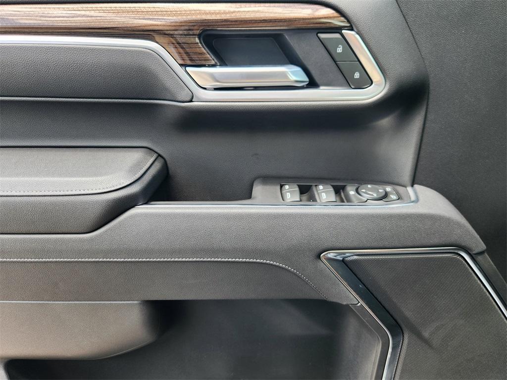 new 2025 Chevrolet Silverado 1500 car, priced at $53,589