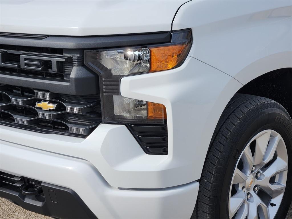 new 2026 Chevrolet Silverado 1500 car, priced at $42,407