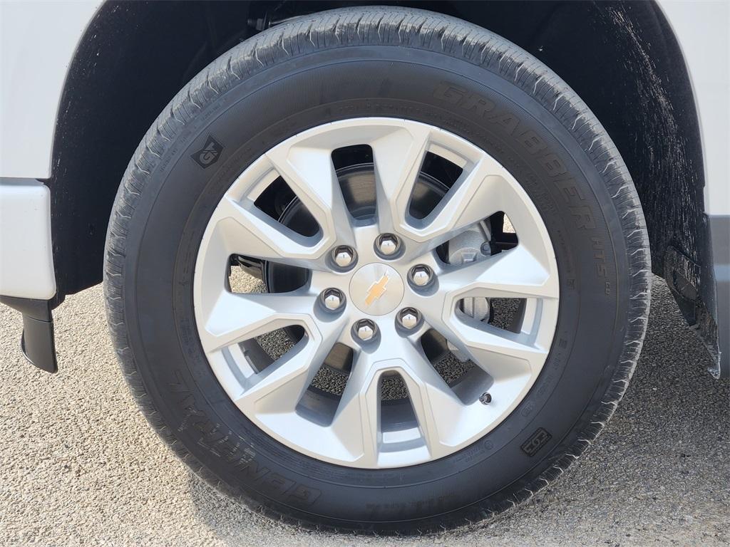 new 2026 Chevrolet Silverado 1500 car, priced at $42,407