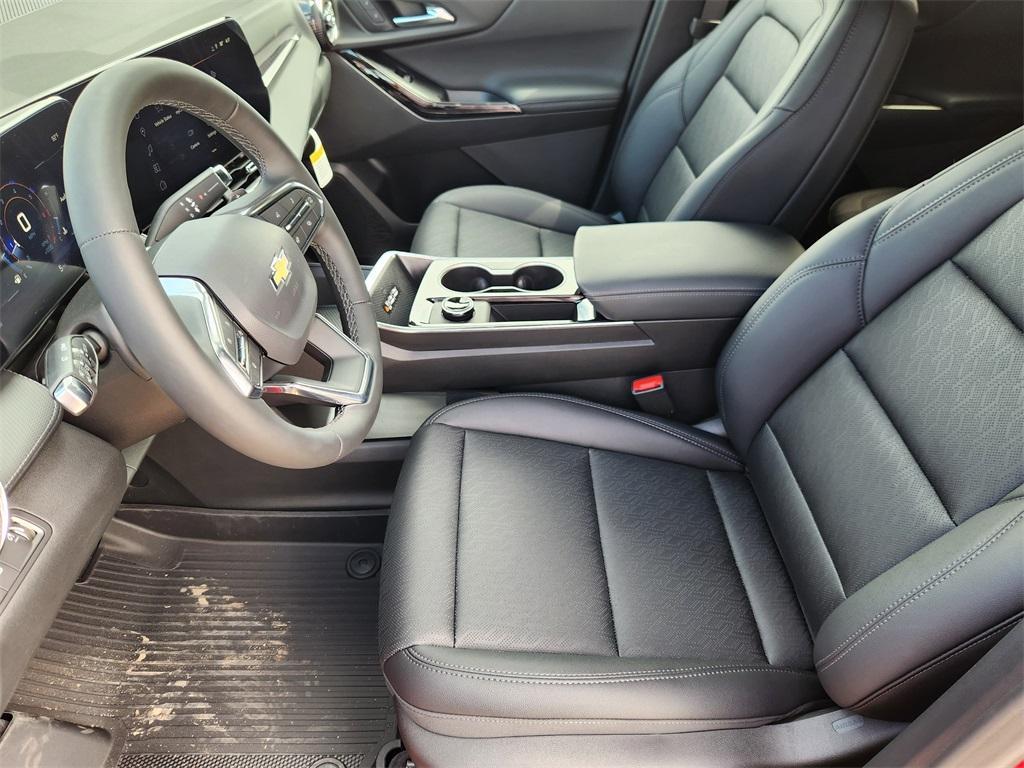 new 2026 Chevrolet Equinox car, priced at $32,865