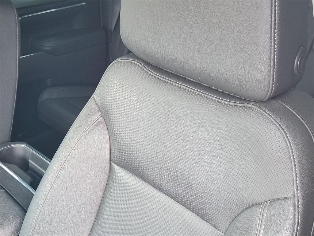 used 2023 GMC Sierra 1500 car, priced at $52,887
