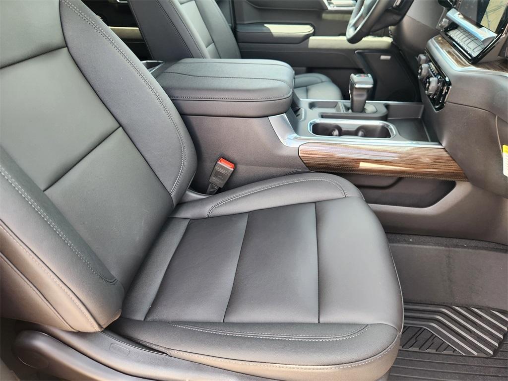 new 2025 Chevrolet Silverado 1500 car, priced at $69,860