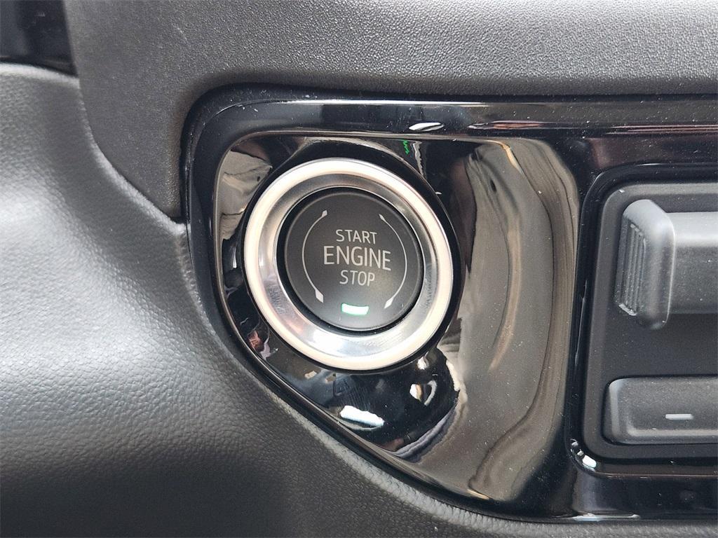 new 2025 Chevrolet Silverado 1500 car, priced at $69,860