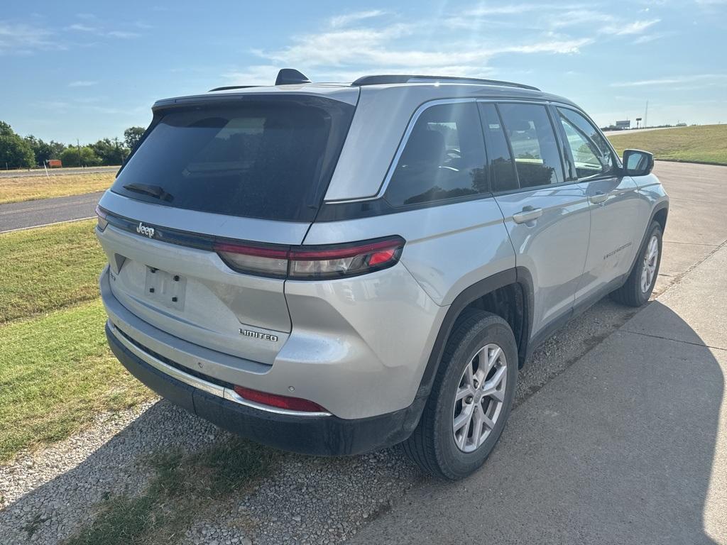 used 2022 Jeep Grand Cherokee car, priced at $30,827