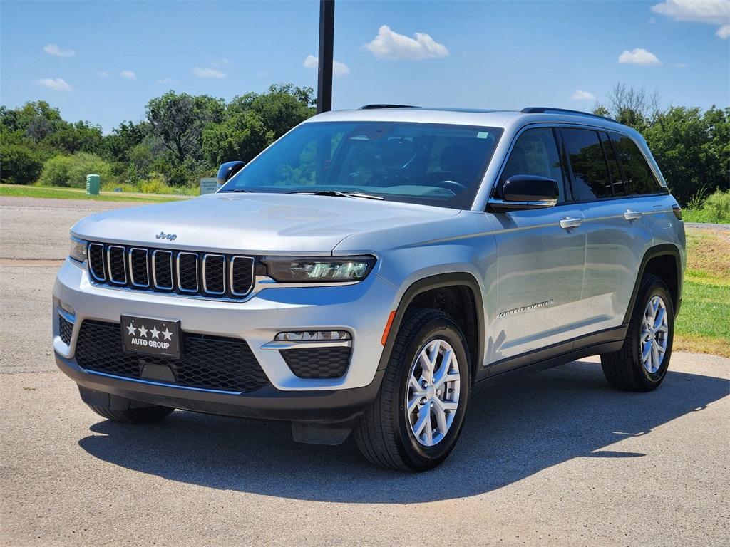 used 2022 Jeep Grand Cherokee car, priced at $30,500