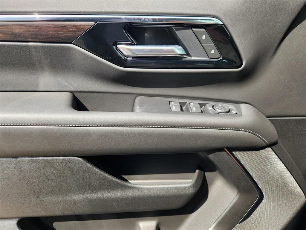 new 2025 Chevrolet Tahoe car, priced at $62,954