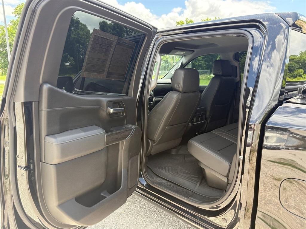used 2021 Chevrolet Silverado 1500 car, priced at $37,639
