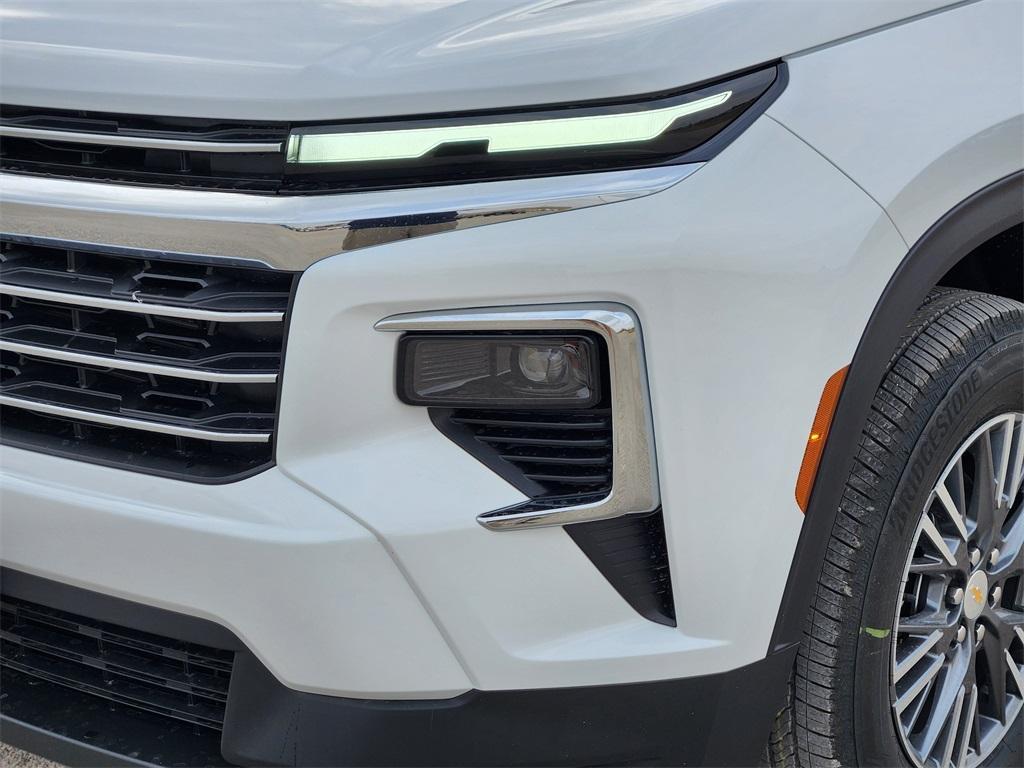 new 2026 Chevrolet Traverse car, priced at $43,459