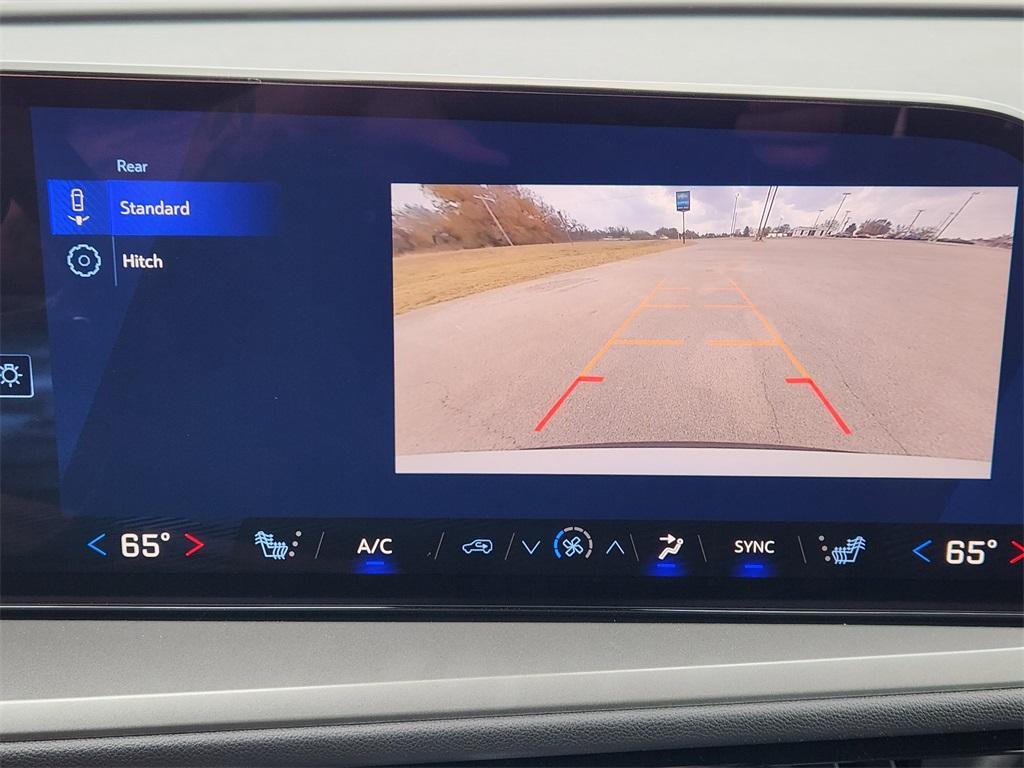 new 2026 Chevrolet Traverse car, priced at $43,459