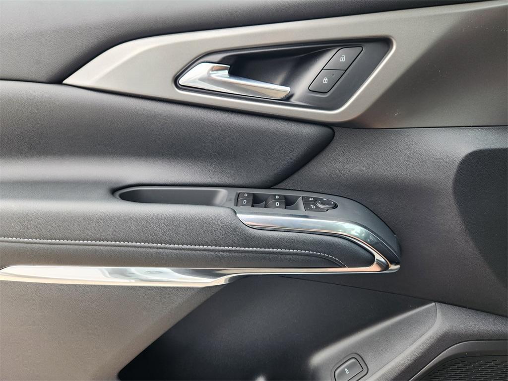 new 2026 Chevrolet Traverse car, priced at $43,459