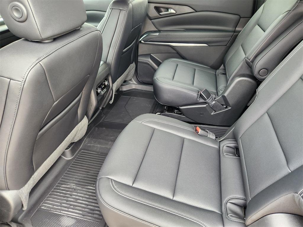 new 2026 Chevrolet Traverse car, priced at $43,459