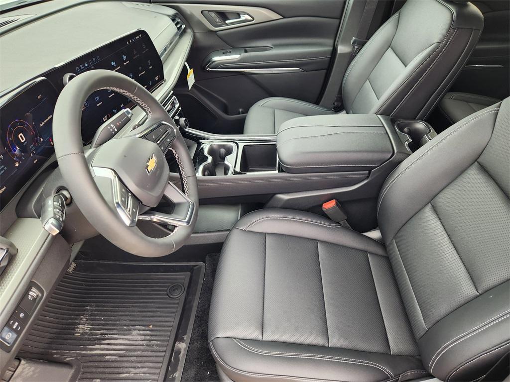 new 2026 Chevrolet Traverse car, priced at $43,459