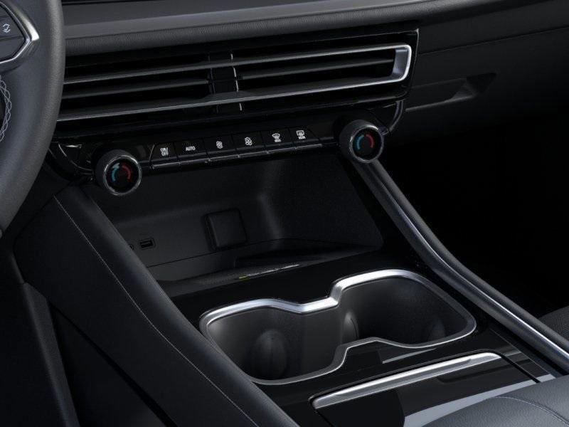 new 2025 Chevrolet Traverse car, priced at $42,545