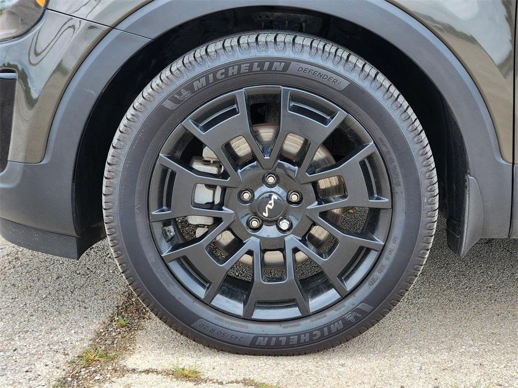 used 2022 Kia Telluride car, priced at $32,996