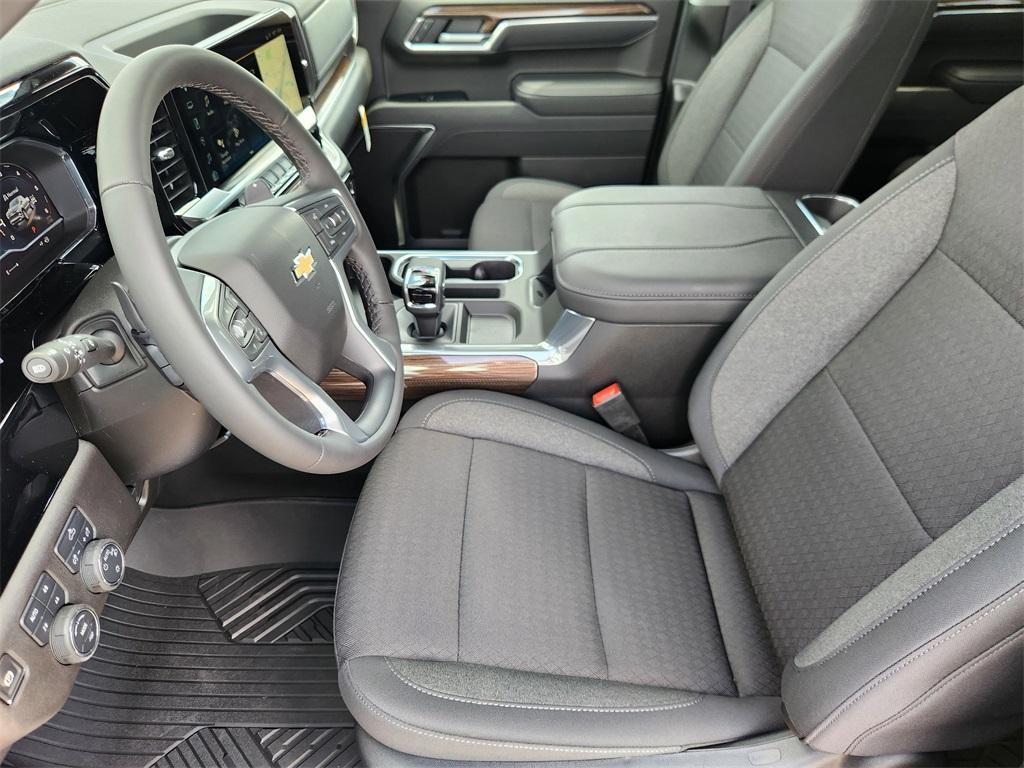 new 2025 Chevrolet Silverado 1500 car, priced at $53,990
