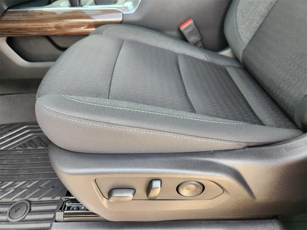 new 2025 Chevrolet Silverado 1500 car, priced at $53,990
