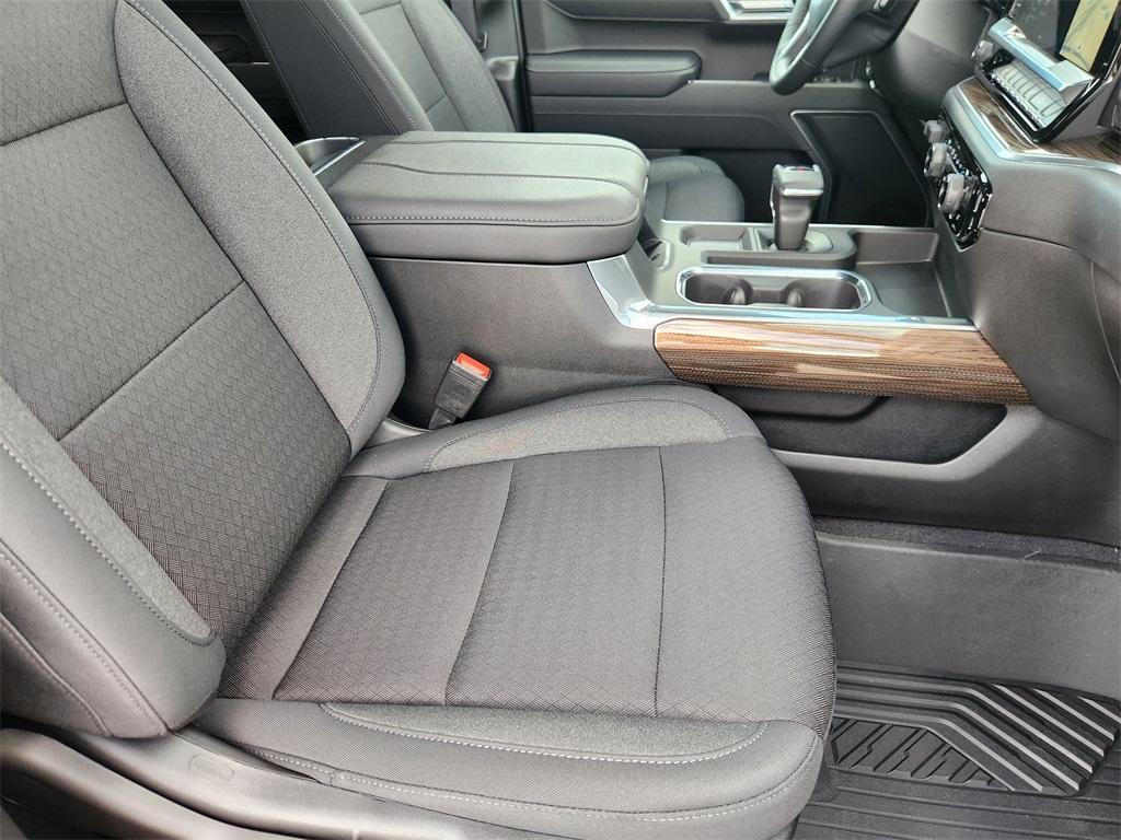 new 2025 Chevrolet Silverado 1500 car, priced at $53,990